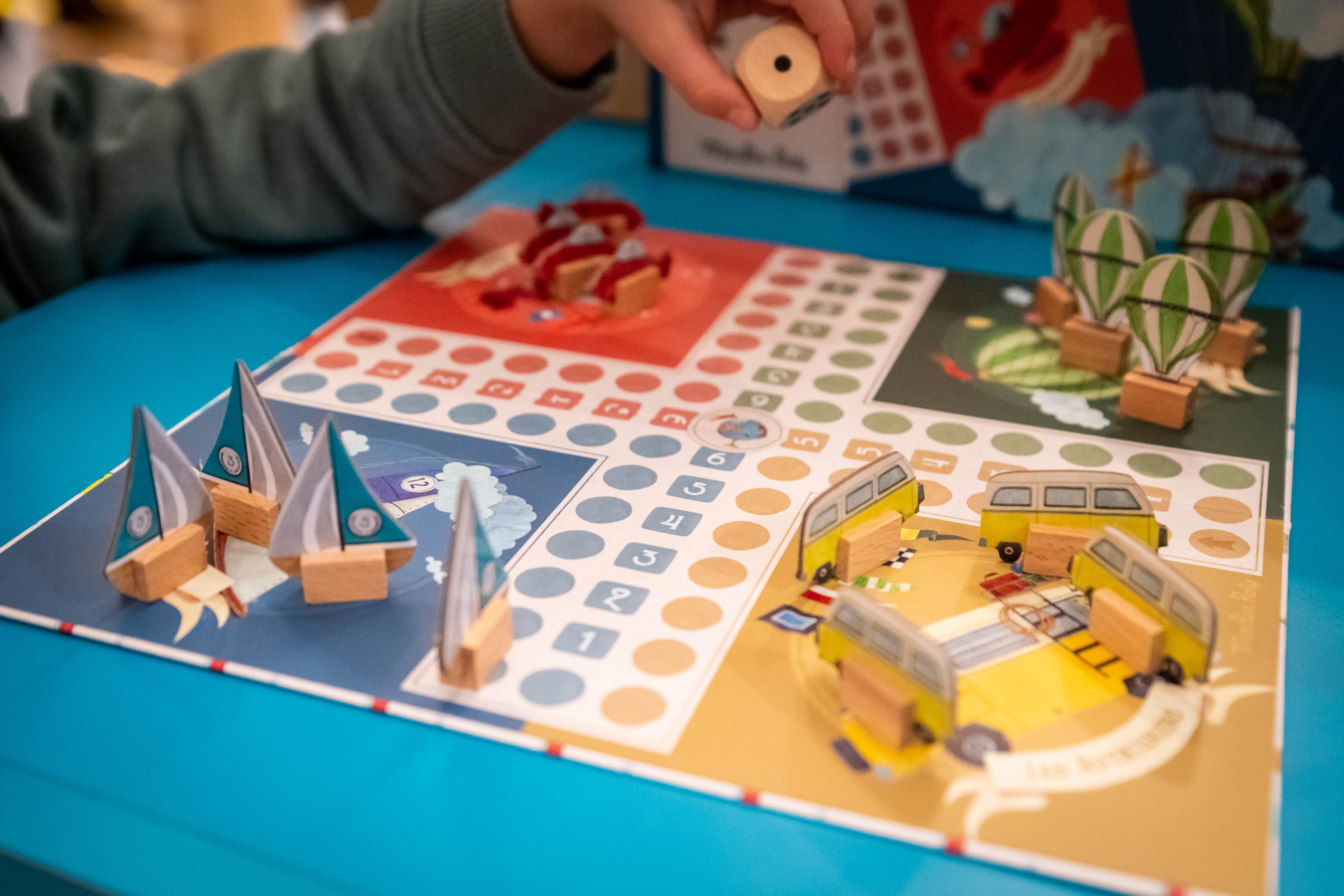 Jeu de petits chevaux