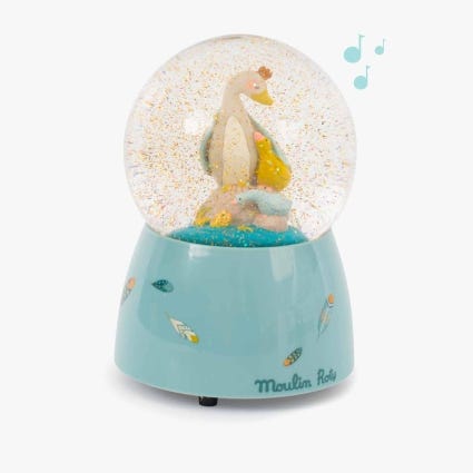 Boule a neige musicale Le Voyage d'Olga Moulin Roty