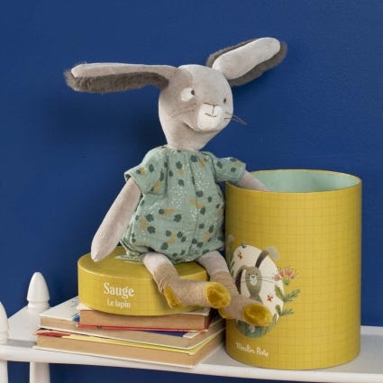 Poupée lapin sauge (en boîte)
